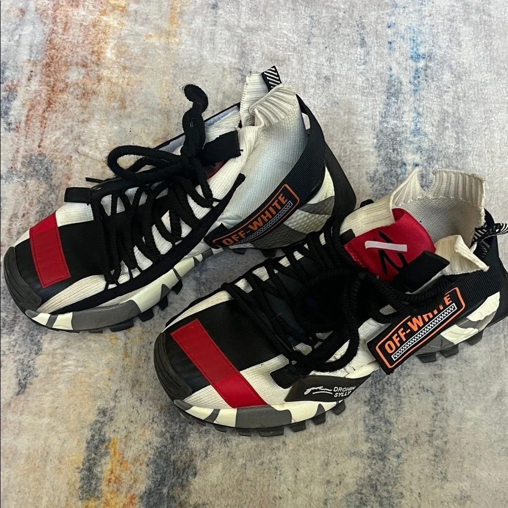 Off-White Women’s Red, Black & White Trail Runner Sneakers